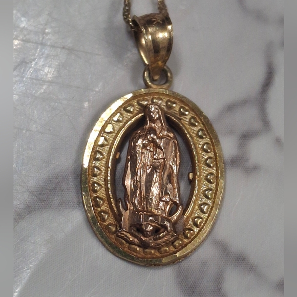 Jewelry - 14K Gold Virgin Mary Necklace